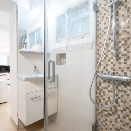 Al Rogadeo 아파트