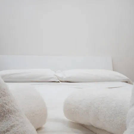 아파트 Al Rogadeo