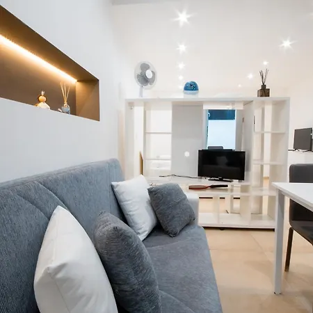 Al Rogadeo Apartment