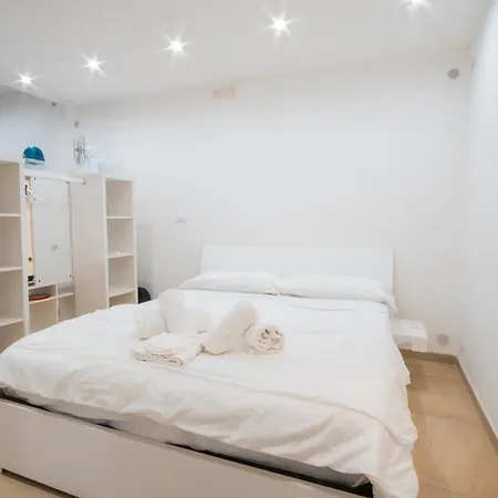 Al Rogadeo Apartmán Bari